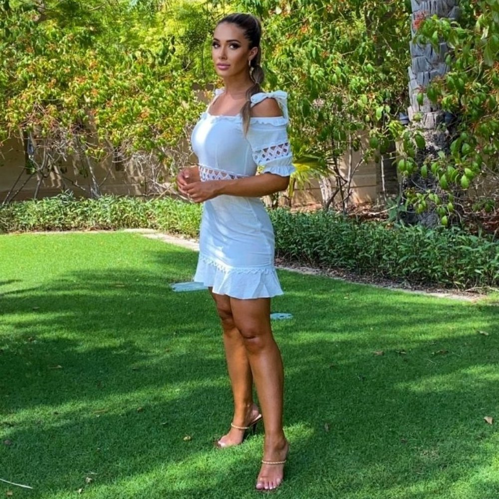 White Cold Shoulder Short Sleeve Lace Trim Frill Hem Bodycon Mini Dress - Picture 7 of 8